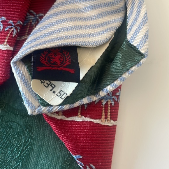 Brand NEW Tommy Hilfiger Palm Trees Silk Tie - Picture 7 of 7